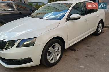Ліфтбек Skoda Octavia 2018 в Львові