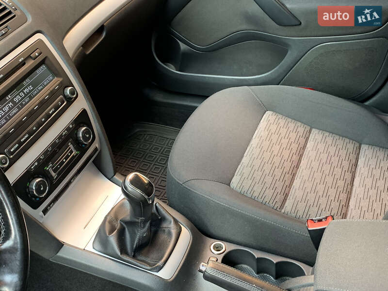 Универсал Skoda Octavia 2011 в Львове