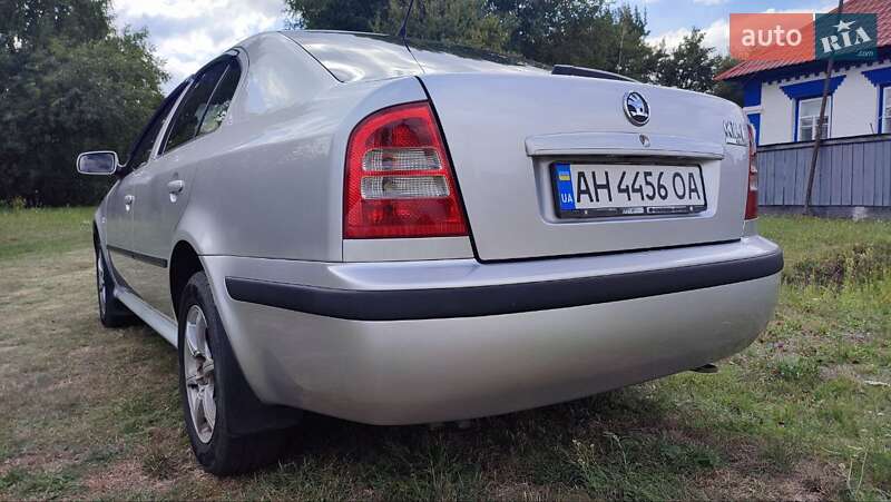 Лифтбек Skoda Octavia 2006 в Киеве