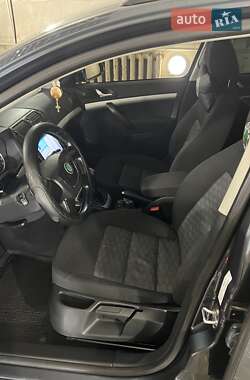 Универсал Skoda Octavia 2011 в 