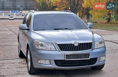 Универсал Skoda Octavia 2010 в Желтых Водах