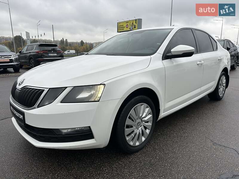 Лифтбек Skoda Octavia 2018 в Киеве