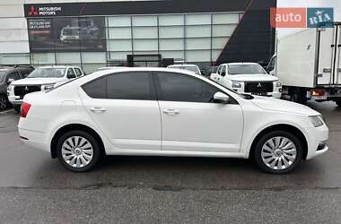 Лифтбек Skoda Octavia 2018 в 