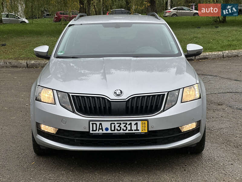 Универсал Skoda Octavia 2019 в Ивано-Франковске