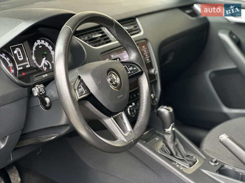 Универсал Skoda Octavia 2019 в Ивано-Франковске