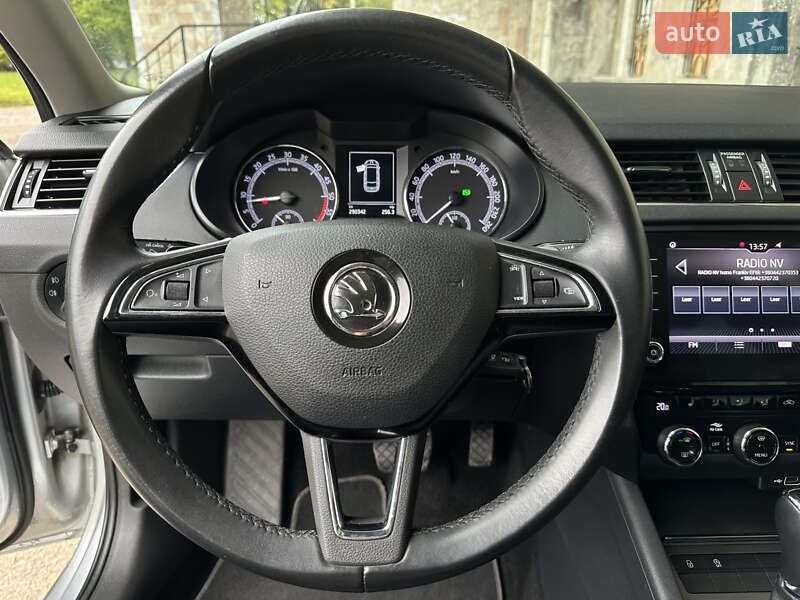 Универсал Skoda Octavia 2019 в Ивано-Франковске