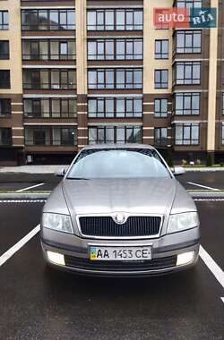 Лифтбек Skoda Octavia 2006 в Чернигове