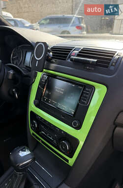 Універсал Skoda Octavia 2010 в  фото 8 Універсал Skoda Octavia 2010 в