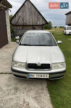 Лифтбек Skoda Octavia 2001 в  фото 7 Лифтбек Skoda Octavia 2001 в