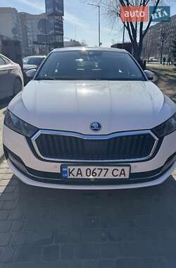 Лифтбек Skoda Octavia 2021 в Львове
