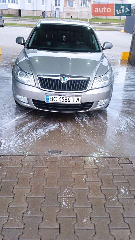 Ліфтбек Skoda Octavia 2012 в Шептицькому