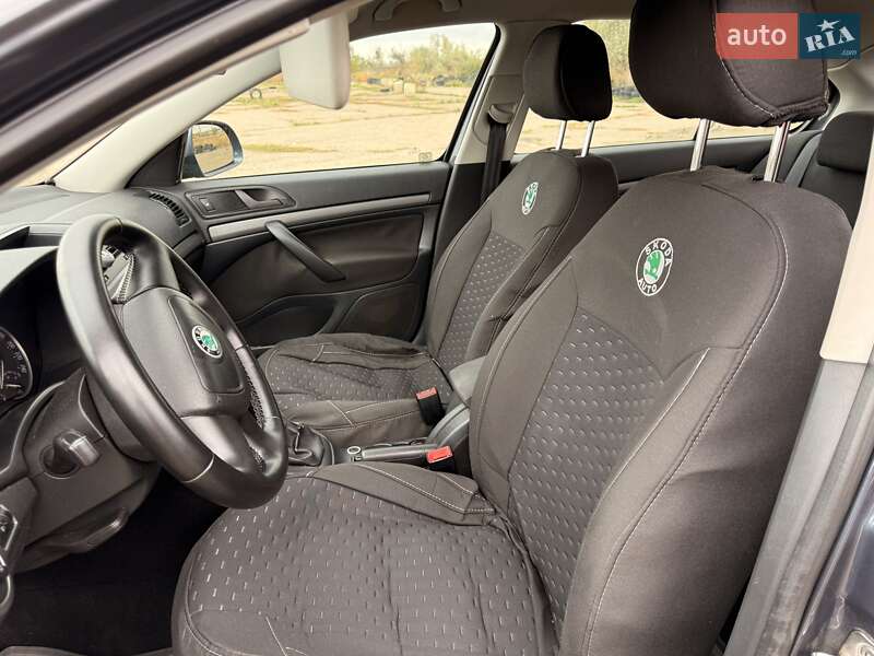 Ліфтбек Skoda Octavia 2011 в Одесі фото 11 Ліфтбек Skoda Octavia 2011 в Одесі