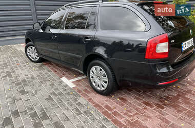 Универсал Skoda Octavia 2012 в 