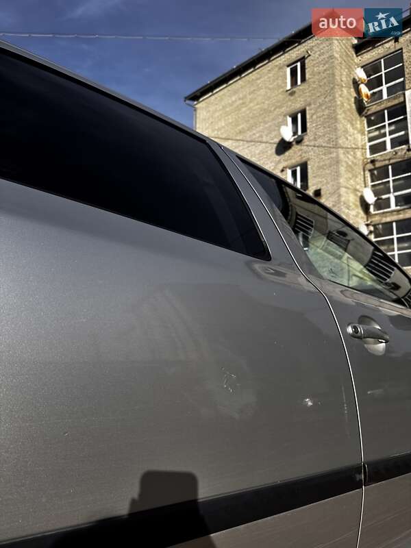 Лифтбек Skoda Octavia 2006 в Бориславе