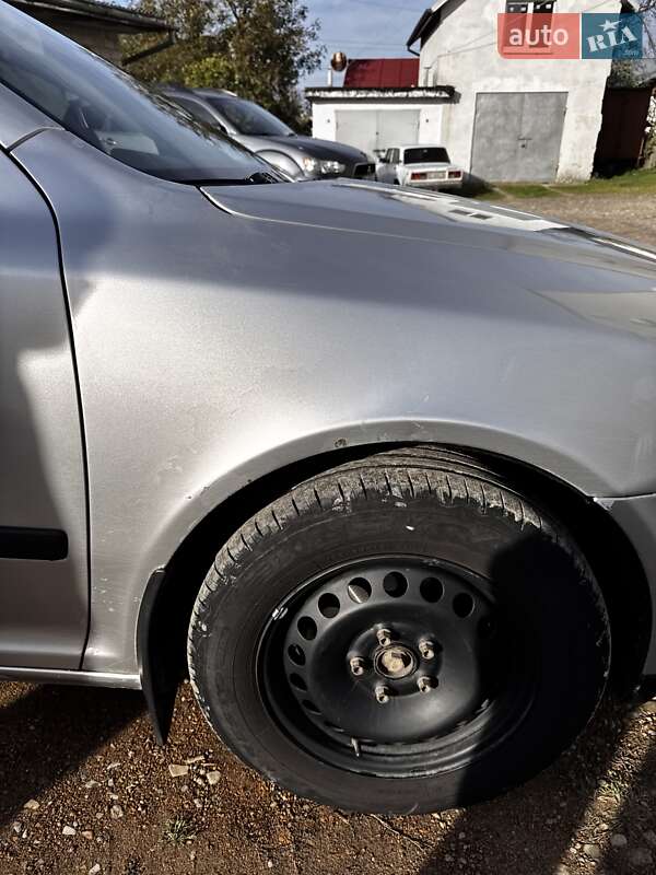 Лифтбек Skoda Octavia 2006 в Бориславе