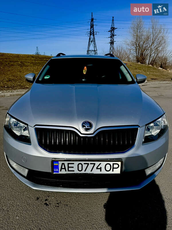 Універсал Skoda Octavia 2015 в Дніпрі фото 2 Універсал Skoda Octavia 2015 в Дніпрі