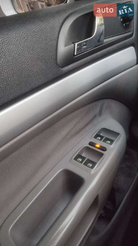 Универсал Skoda Octavia 2010 в Кривом Роге фото 4 Универсал Skoda Octavia 2010 в Кривом Роге