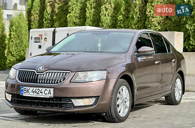Лифтбек Skoda Octavia 2013 в 