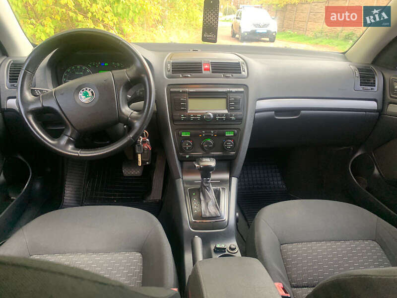 Лифтбек Skoda Octavia 2008 в Кривом Роге