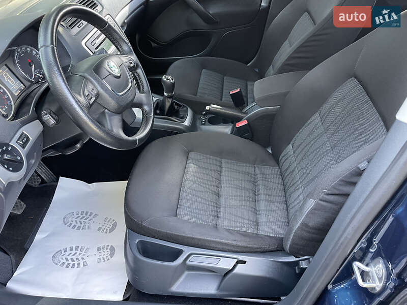Универсал Skoda Octavia 2011 в Староконстантинове