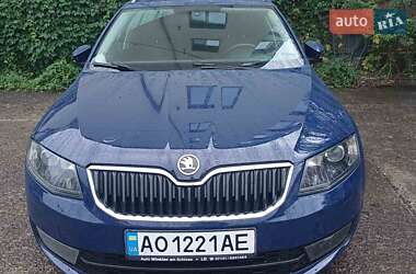 Универсал Skoda Octavia 2014 в Ужгороде