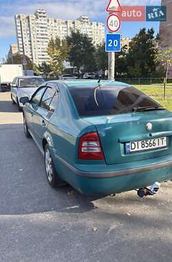 Лифтбек Skoda Octavia 2000 в 