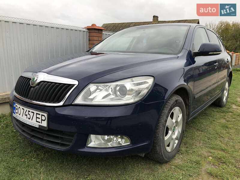 Лифтбек Skoda Octavia 2012 в 