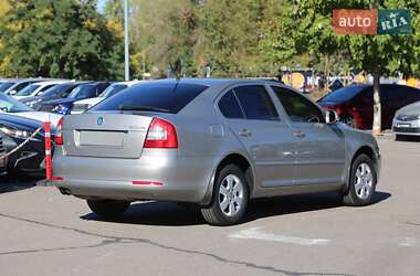 Лифтбек Skoda Octavia 2012 в 