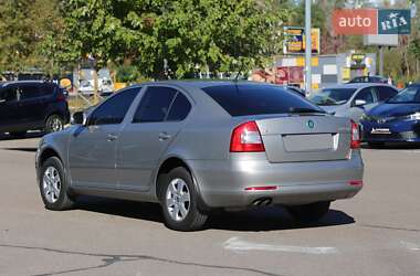 Лифтбек Skoda Octavia 2012 в 