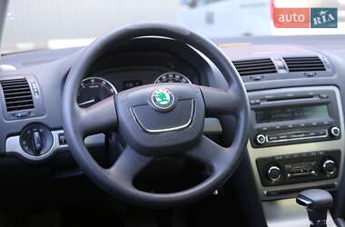 Лифтбек Skoda Octavia 2012 в 