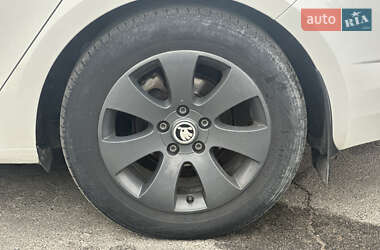 Лифтбек Skoda Octavia 2014 в 