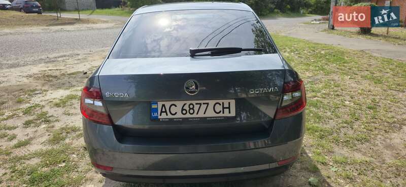 Лифтбек Skoda Octavia 2017 в Луцке