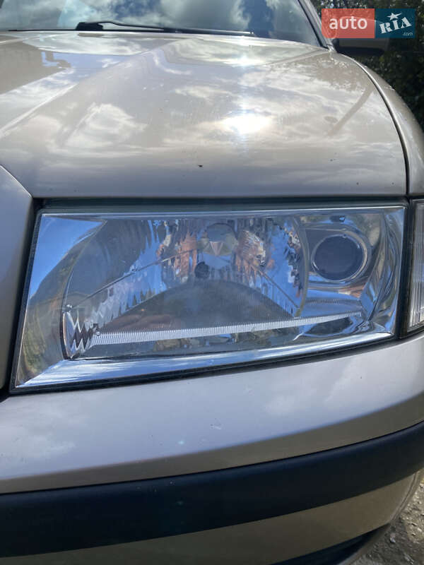 Универсал Skoda Octavia 2004 в Погребище