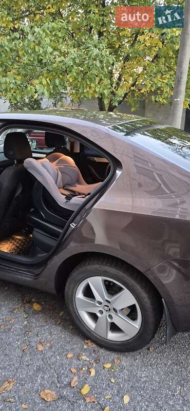 Лифтбек Skoda Octavia 2017 в Кропивницком