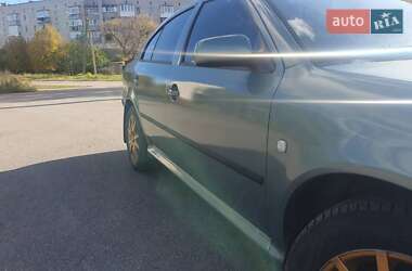 Лифтбек Skoda Octavia 2003 в 