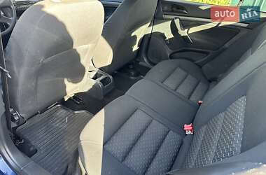Лифтбек Skoda Octavia 2012 в 