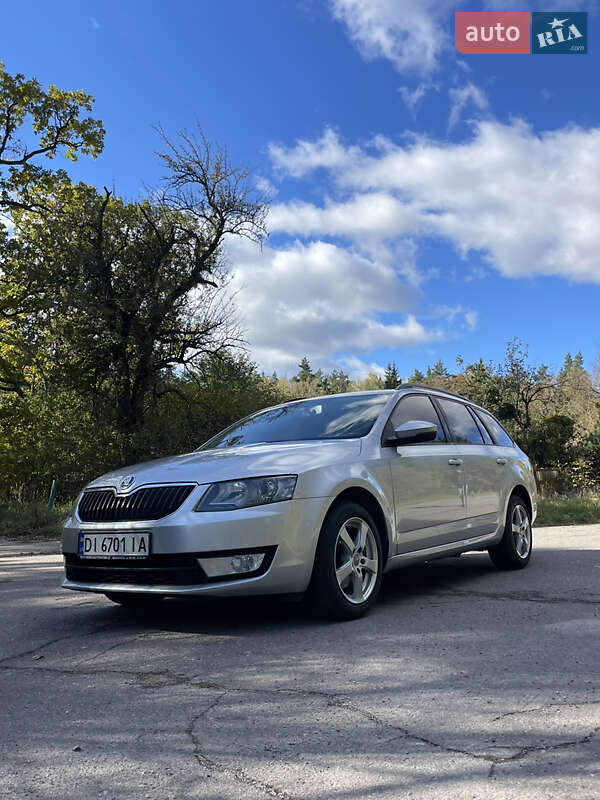 Универсал Skoda Octavia 2013 в Фастове