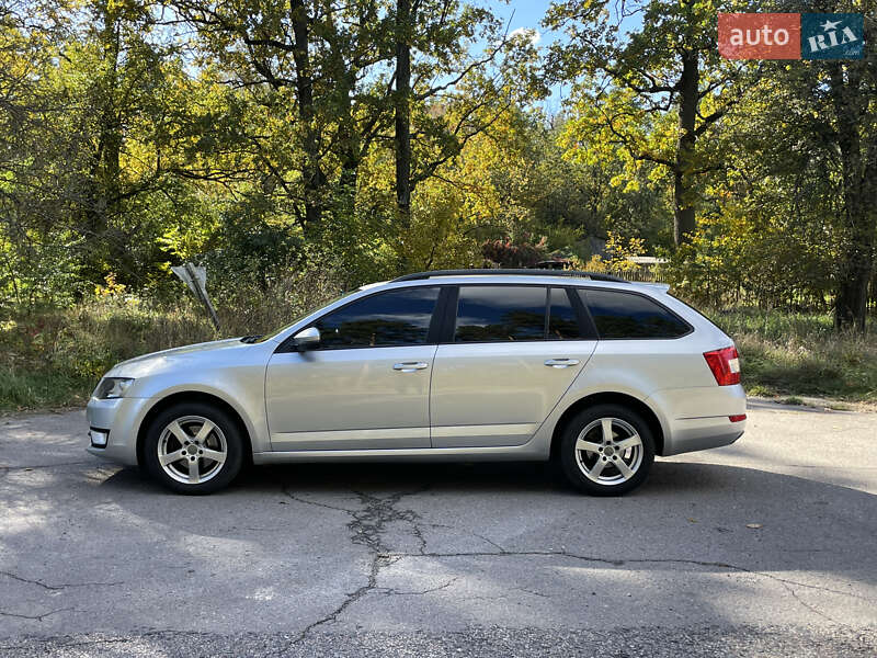Универсал Skoda Octavia 2013 в Фастове