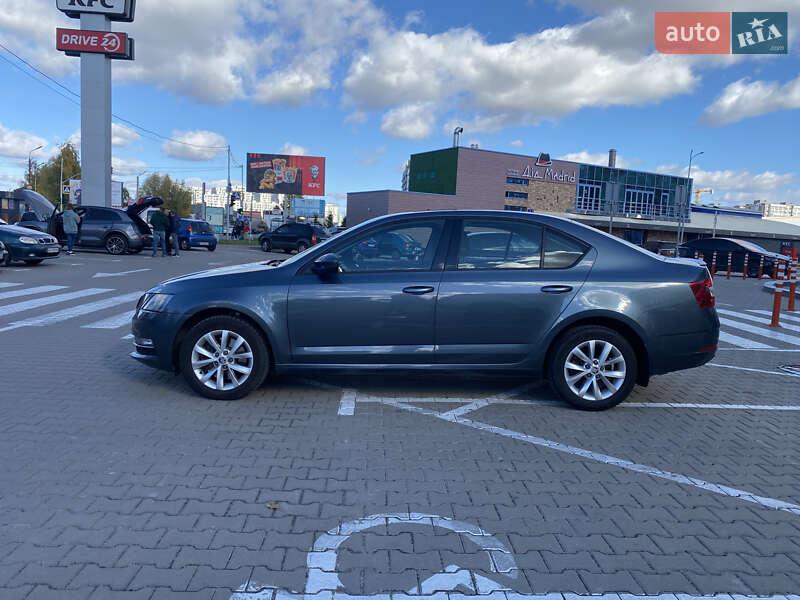 Лифтбек Skoda Octavia 2018 в Киеве