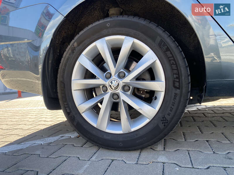 Лифтбек Skoda Octavia 2018 в Киеве