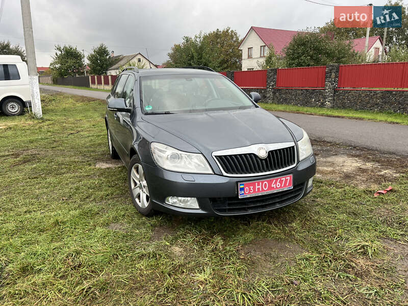 Универсал Skoda Octavia 2009 в Луцке