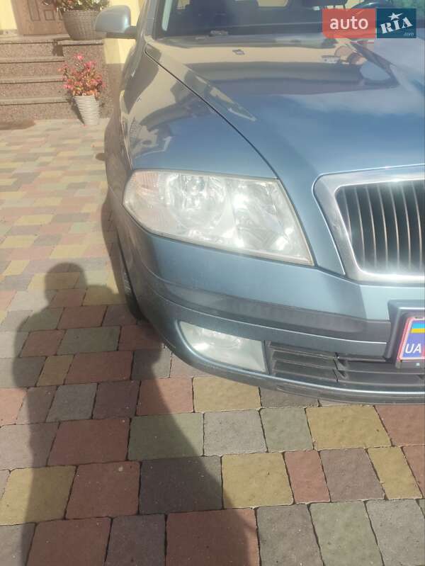 Ліфтбек Skoda Octavia 2009 в Луцьку