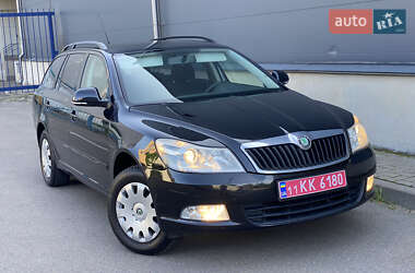 Универсал Skoda Octavia 2010 в 