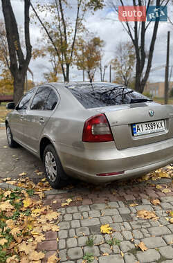 Лифтбек Skoda Octavia 2012 в 