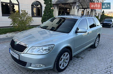 Универсал Skoda Octavia 2012 в Дунаевцах