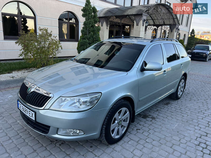 Универсал Skoda Octavia 2012 в Дунаевцах