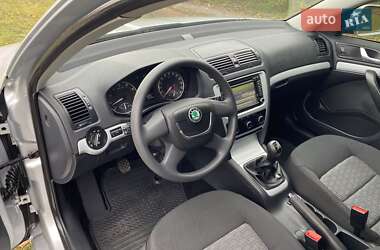 Ліфтбек Skoda Octavia 2010 в 