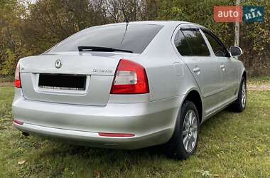 Ліфтбек Skoda Octavia 2010 в 