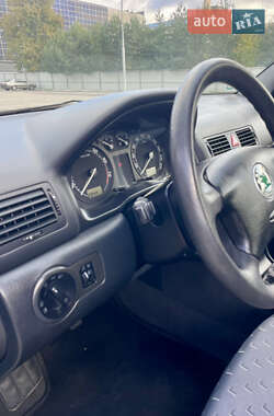 Универсал Skoda Octavia 2004 в 