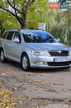 Универсал Skoda Octavia 2010 в Ровно